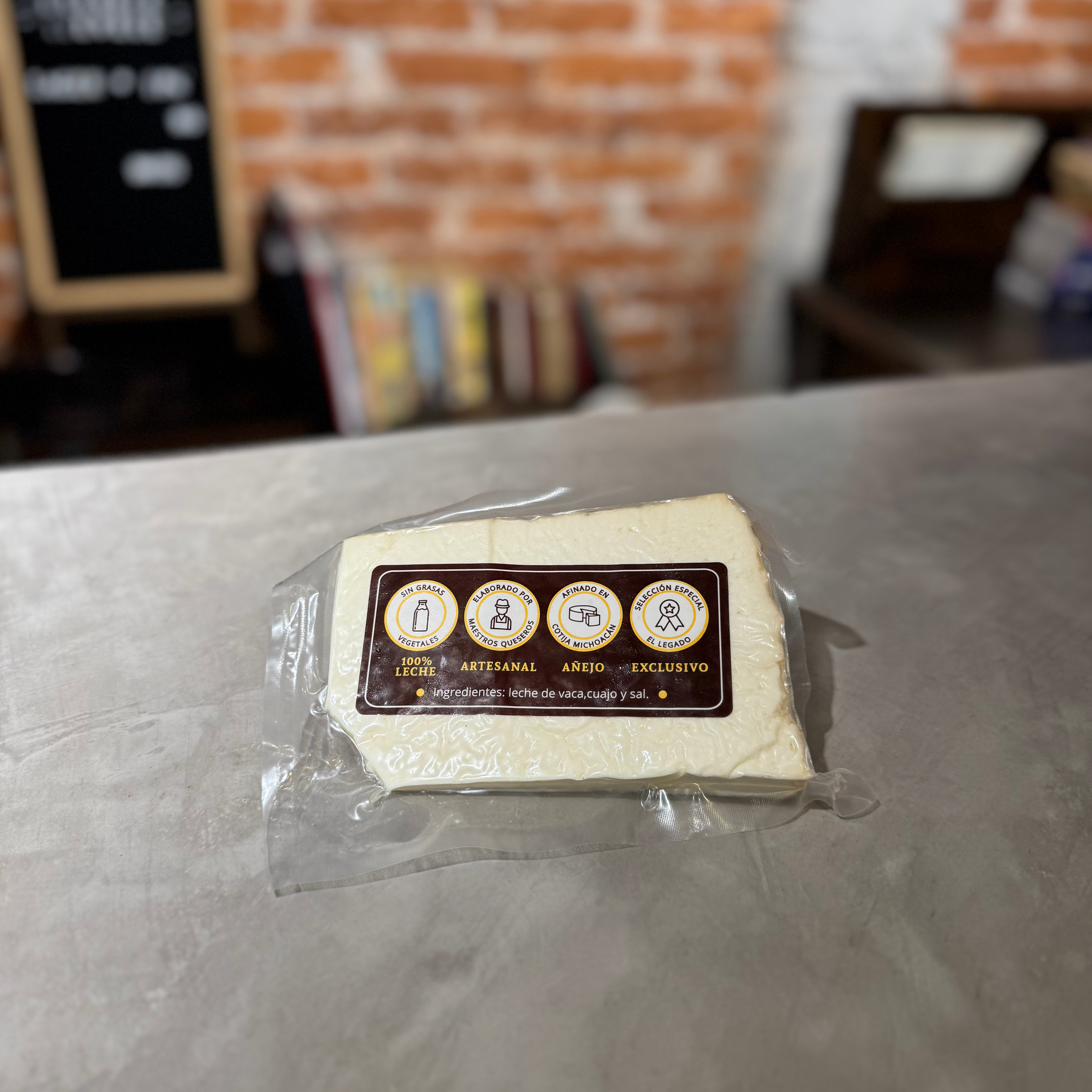 Queso Cotija Añejo